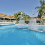 Ariston מלון 4*