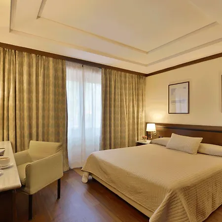 Hotell Ariston 4*