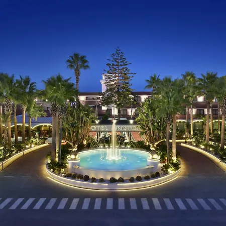 Ariston Hotell 4*