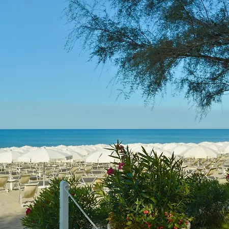 Ariston Hotel