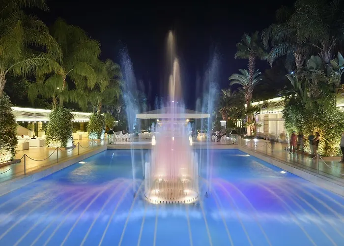 Отель Ariston 4*